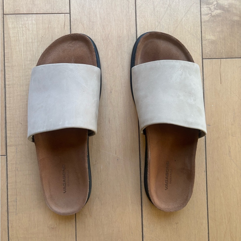 Vagabond Cream and Brown Slide Sandals
